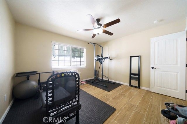 18270 Lakeview Drive, Victorville, CA 92395