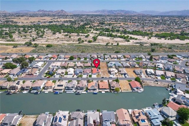 18270 Lakeview Drive, Victorville, CA 92395