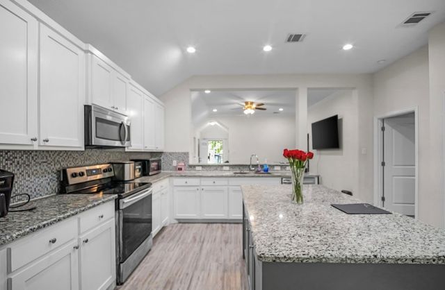 2114 Volga Avenue, Dallas, TX 75216