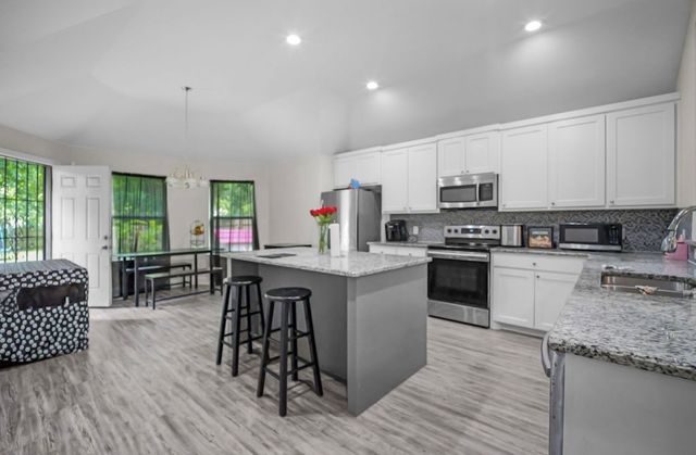 2114 Volga Avenue, Dallas, TX 75216