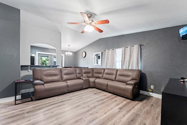 6616 Twining Way, Citrus Heights, CA 95621