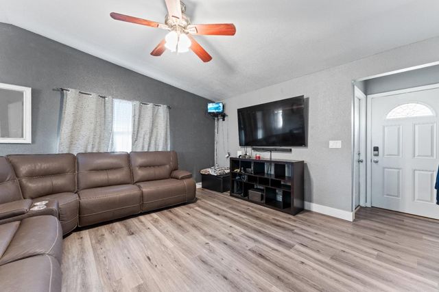 6616 Twining Way, Citrus Heights, CA 95621
