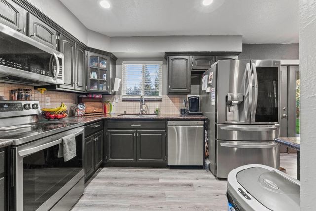 6616 Twining Way, Citrus Heights, CA 95621