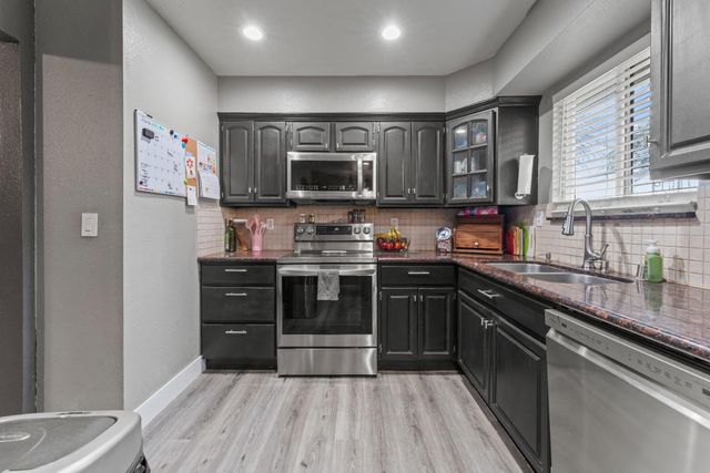 6616 Twining Way, Citrus Heights, CA 95621