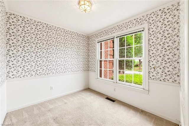 889 Brookleigh Court, Winston-salem, NC 27104