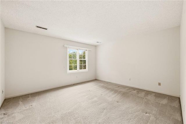 889 Brookleigh Court, Winston-salem, NC 27104