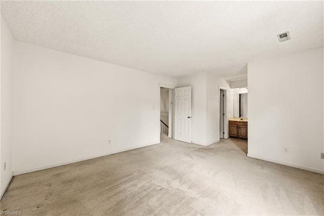 889 Brookleigh Court, Winston-salem, NC 27104