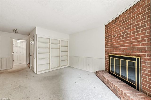 889 Brookleigh Court, Winston-salem, NC 27104