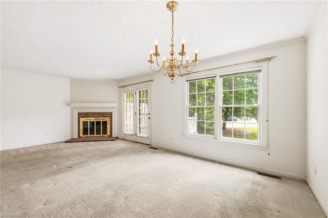 889 Brookleigh Court, Winston-salem, NC 27104