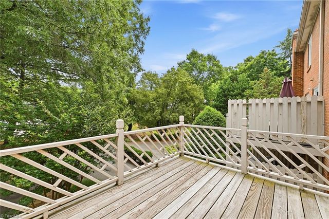 889 Brookleigh Court, Winston-salem, NC 27104