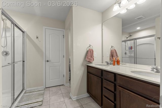 34519 Gresford Drive, Chesterfield Township, MI 48047