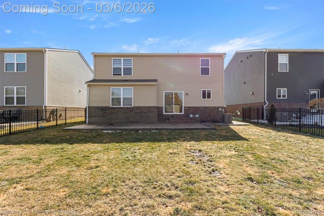 34519 Gresford Drive, Chesterfield Township, MI 48047