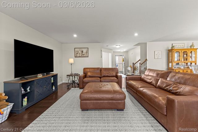 34519 Gresford Drive, Chesterfield Township, MI 48047