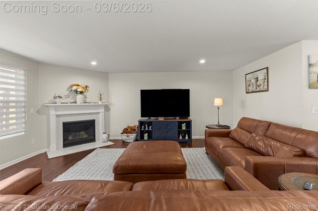 34519 Gresford Drive, Chesterfield Township, MI 48047