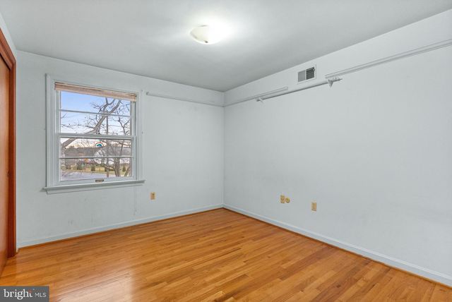 180 DELP RD, Lancaster, PA 17601