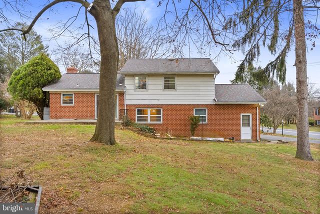 180 DELP RD, Lancaster, PA 17601