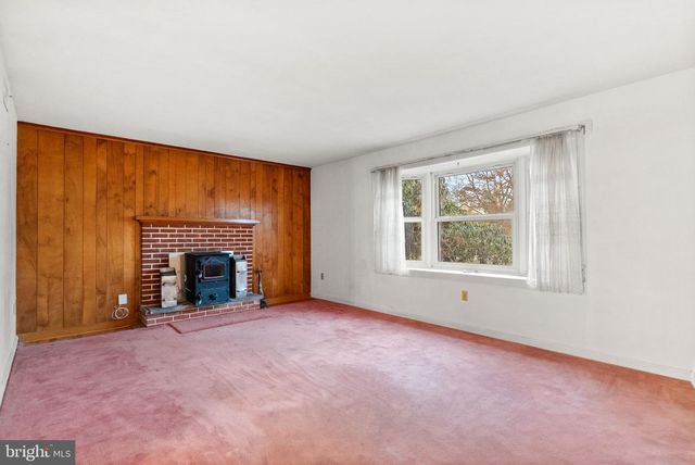 180 DELP RD, Lancaster, PA 17601