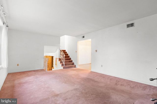 180 DELP RD, Lancaster, PA 17601