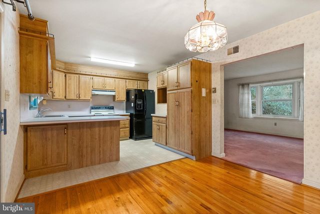 180 DELP RD, Lancaster, PA 17601