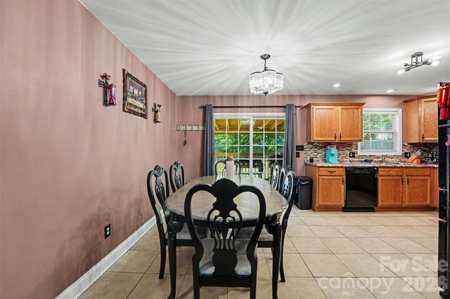 150 Swann Crossing Lane, Statesville, NC 28625