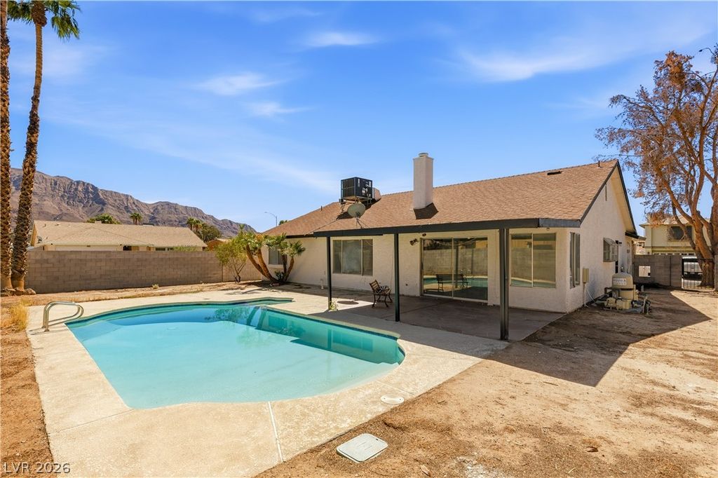 6058 Mirror Lake Drive, Las Vegas, NV 89110 — photo 2