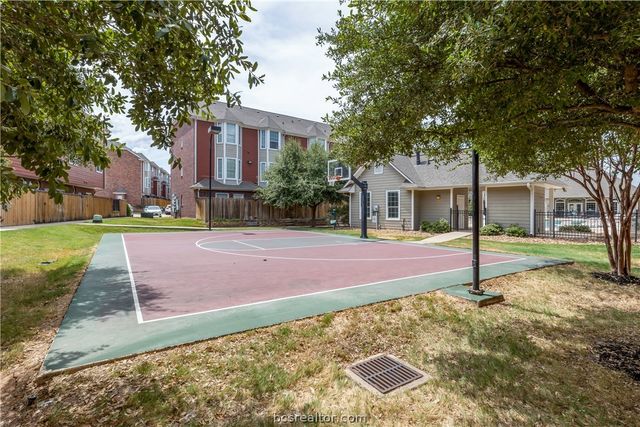 1198 Jones Butler Road 204, College Station, TX 77840
