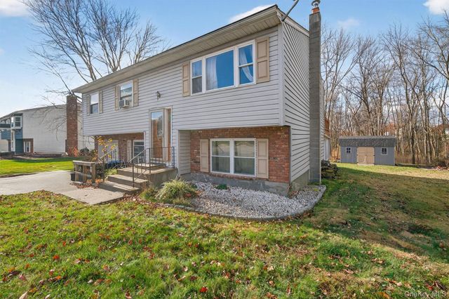 41 Decker Drive, Washingtonville, NY 10992