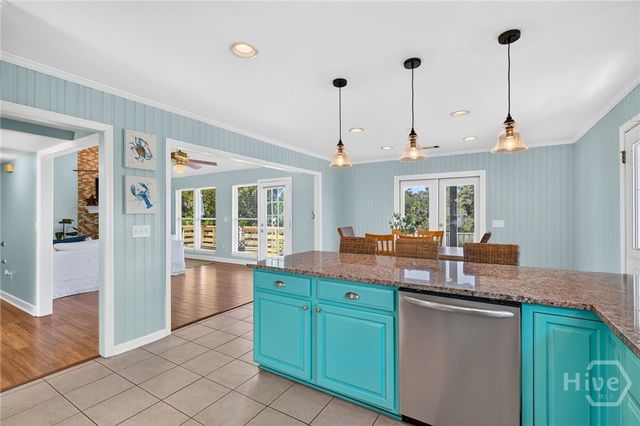 125 S Campbell Avenue, Tybee Island, GA 31328