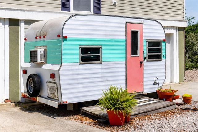 125 S Campbell Avenue, Tybee Island, GA 31328