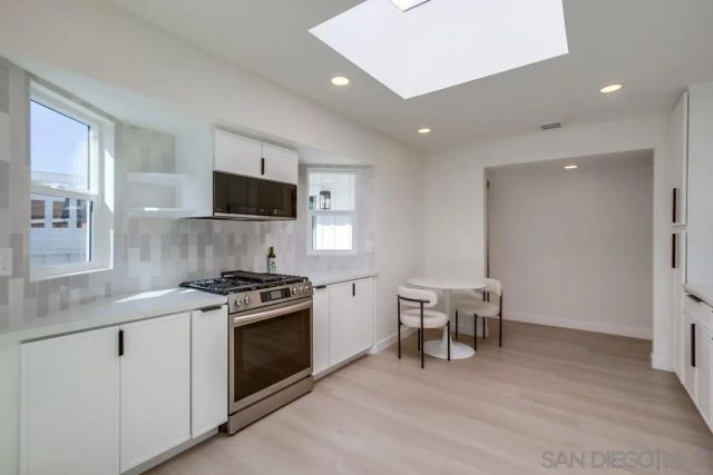 8457 Paseo Del Ocaso, La Jolla, CA 92037