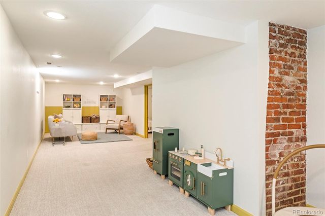 1450 S Grant Street, Denver, CO 80210