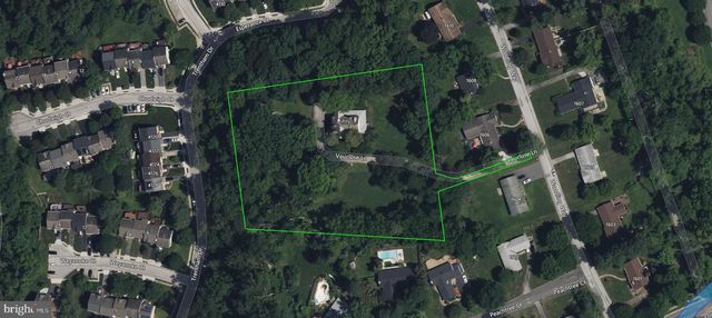 1 VAUCLUSE LN, Baltimore, MD 21208