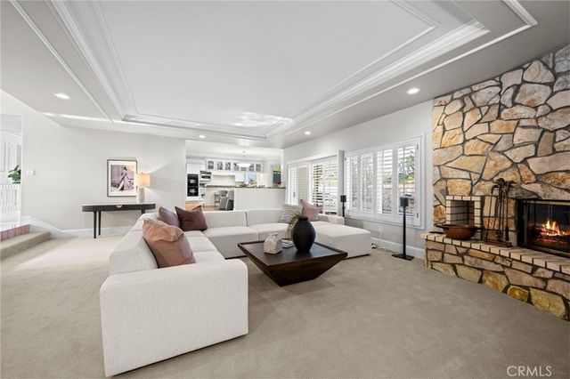 4 Huntington Court, Newport Beach, CA 92660