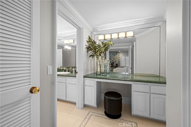 4 Huntington Court, Newport Beach, CA 92660