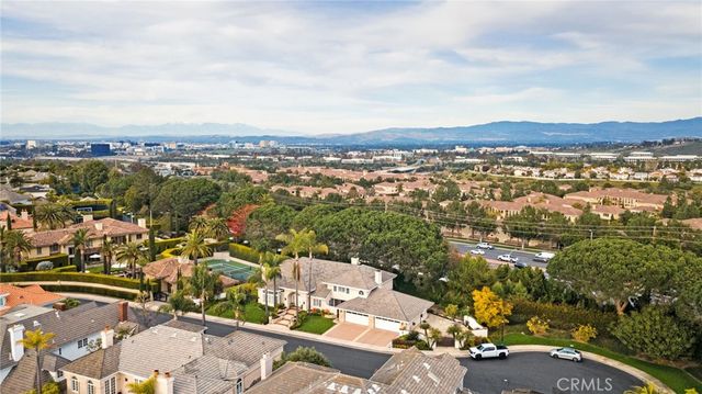 4 Huntington Court, Newport Beach, CA 92660