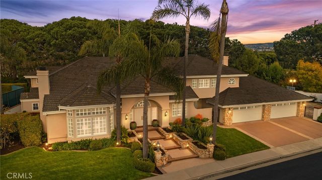 4 Huntington Court, Newport Beach, CA 92660