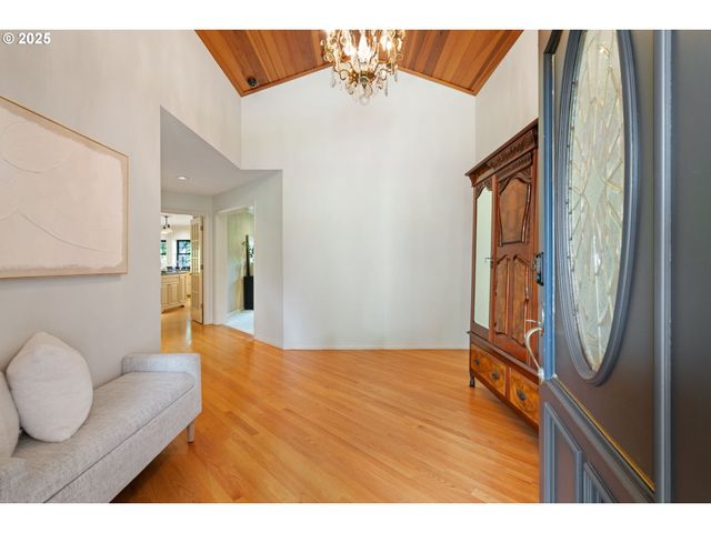 16001 Nw 31ST Ct, Vancouver, WA 98685