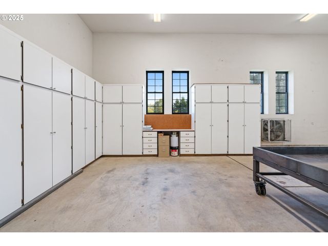 16001 Nw 31ST Ct, Vancouver, WA 98685