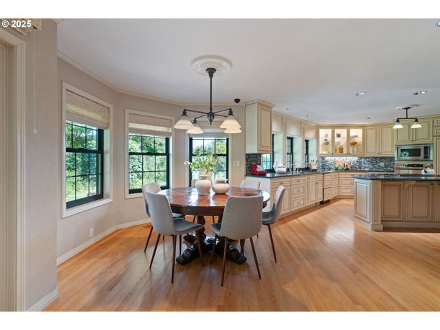 16001 Nw 31ST Ct, Vancouver, WA 98685