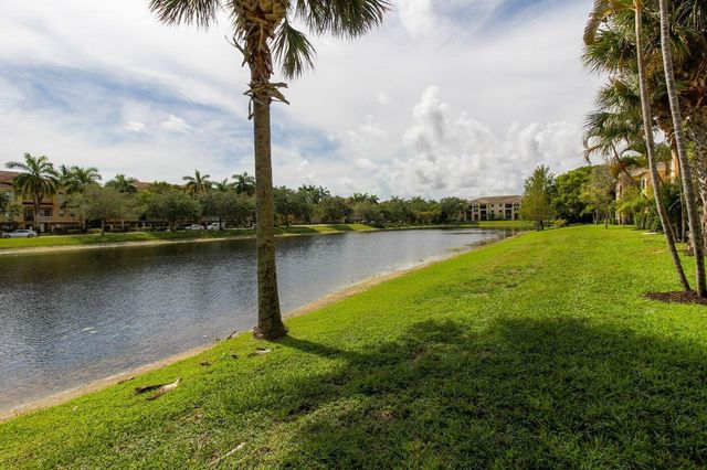 2807 Veronia Drive 103, Palm Beach Gardens, FL 33410
