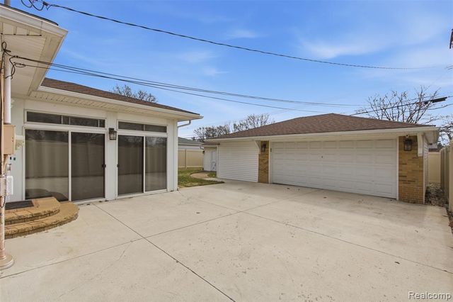 31609 Summers Street, Livonia, MI 48154