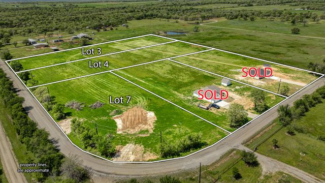 2596 Lamkin Road, Mineral Wells, TX 76486