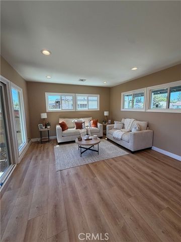 11012 Marklein, San Fernando, CA 91345