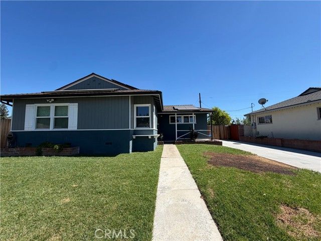 11012 Marklein, San Fernando, CA 91345