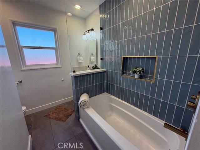 11012 Marklein, San Fernando, CA 91345