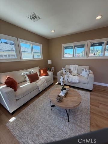 11012 Marklein, San Fernando, CA 91345