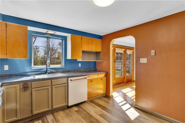 2520 Haymaker Rd, Monroeville, PA 15146