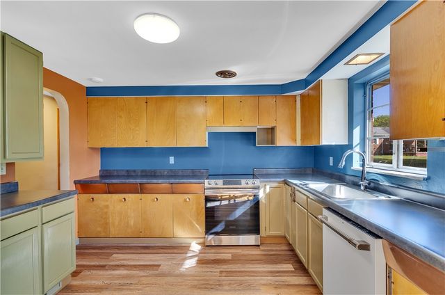 2520 Haymaker Rd, Monroeville, PA 15146