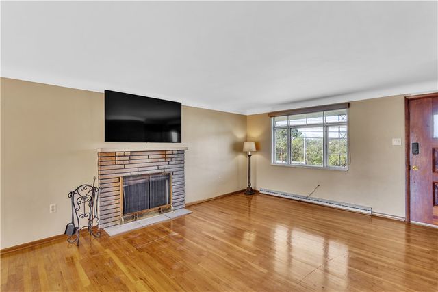 2520 Haymaker Rd, Monroeville, PA 15146