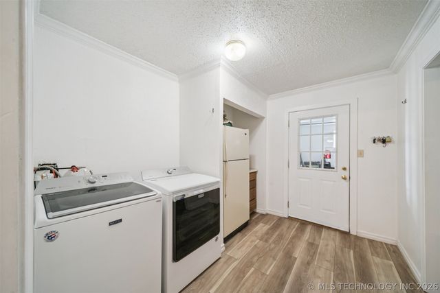 5807 Arrowhead Drive, Sand Springs, OK 74063